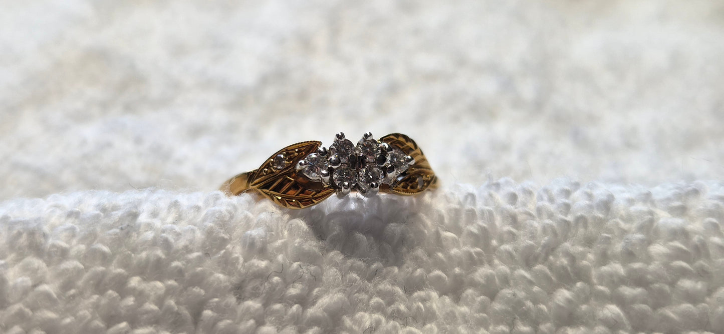 Diamond Cluster Ring 18kt