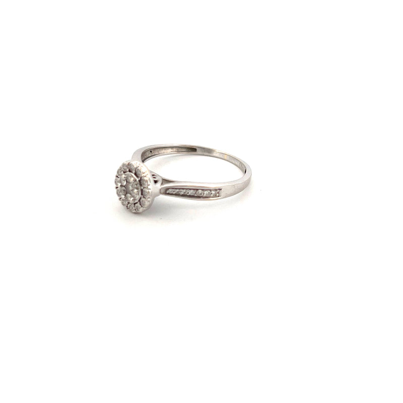 18kt White Gold Solitaire Illusion Set Halo Ring — frame 1