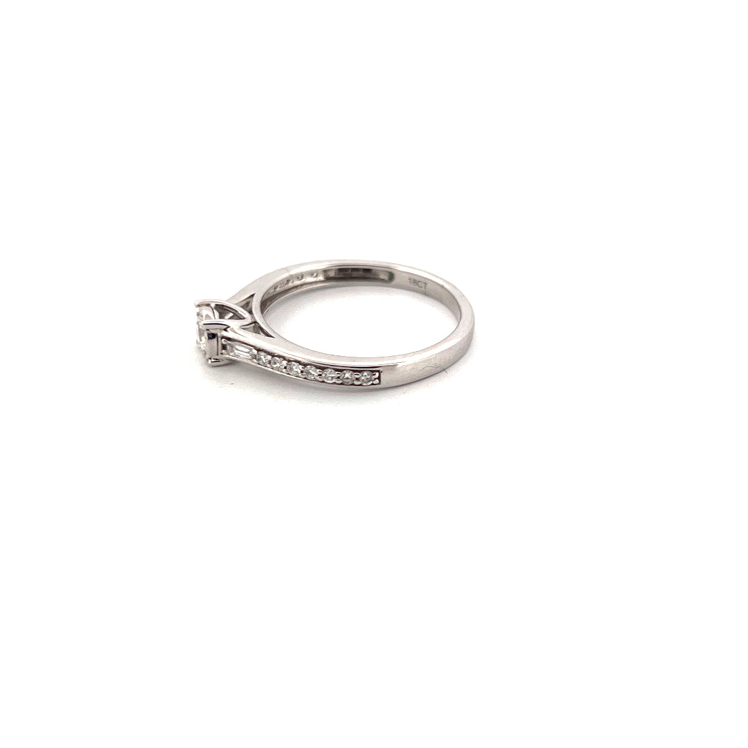18kt White Gold Solitaire Diamond Ring