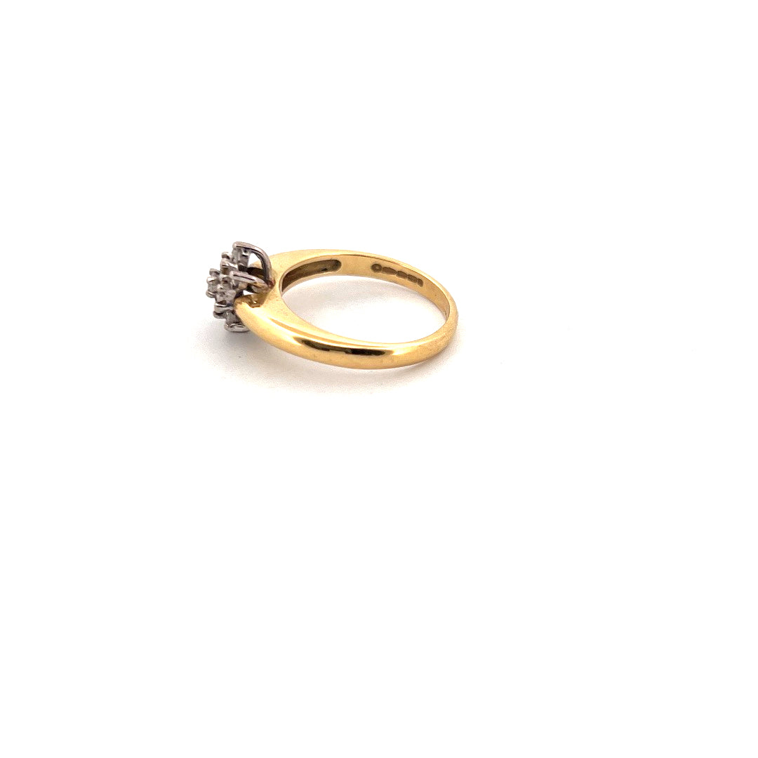 18kt Yellow Gold Diamond Cluster Ring