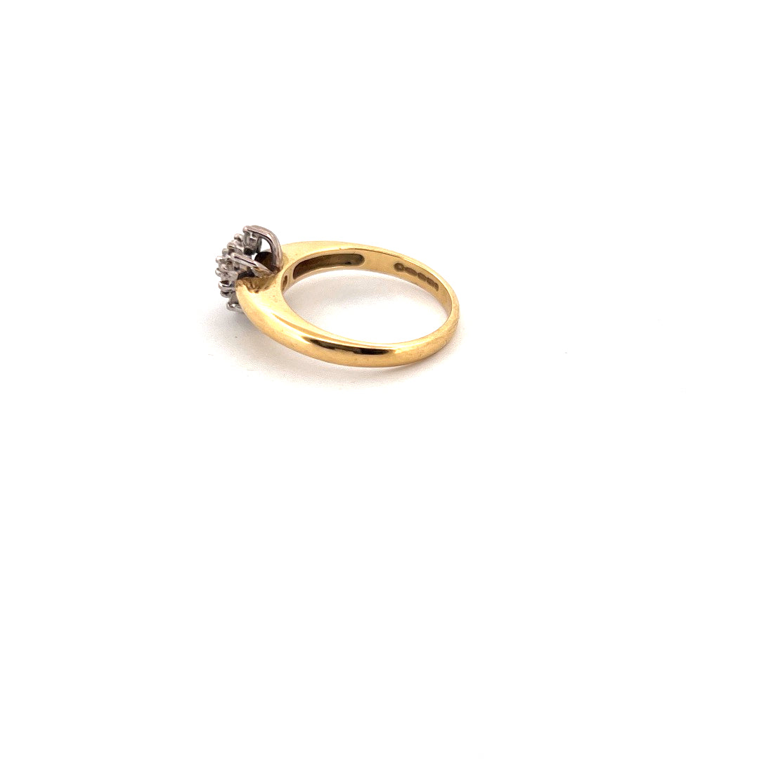 18kt Yellow Gold Diamond Cluster Ring
