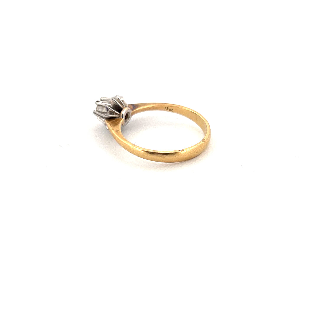 18kt Yellow Gold Solitaire Diamond Ring