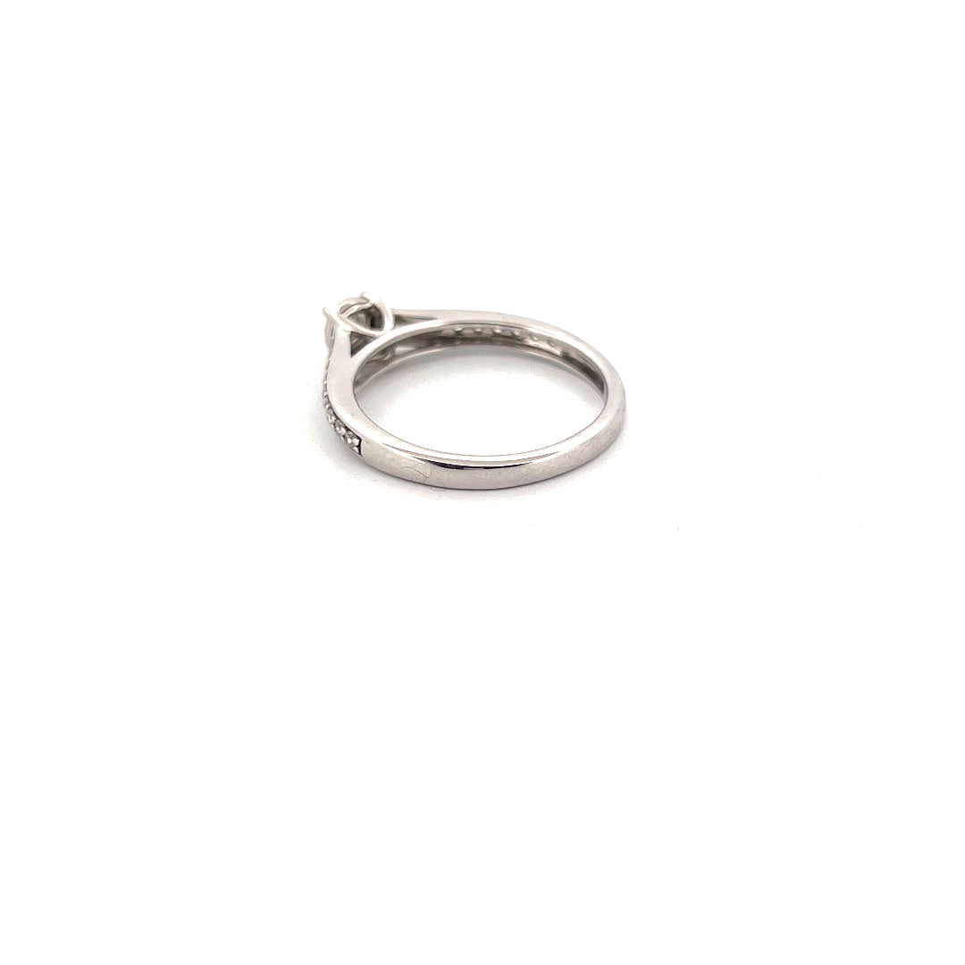 18kt White Gold Solitaire Diamond Ring