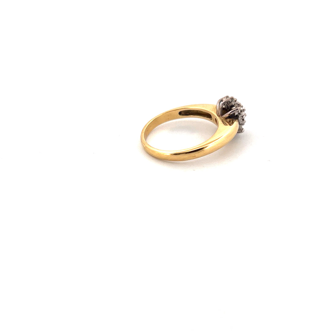 18kt Yellow Gold Diamond Cluster Ring