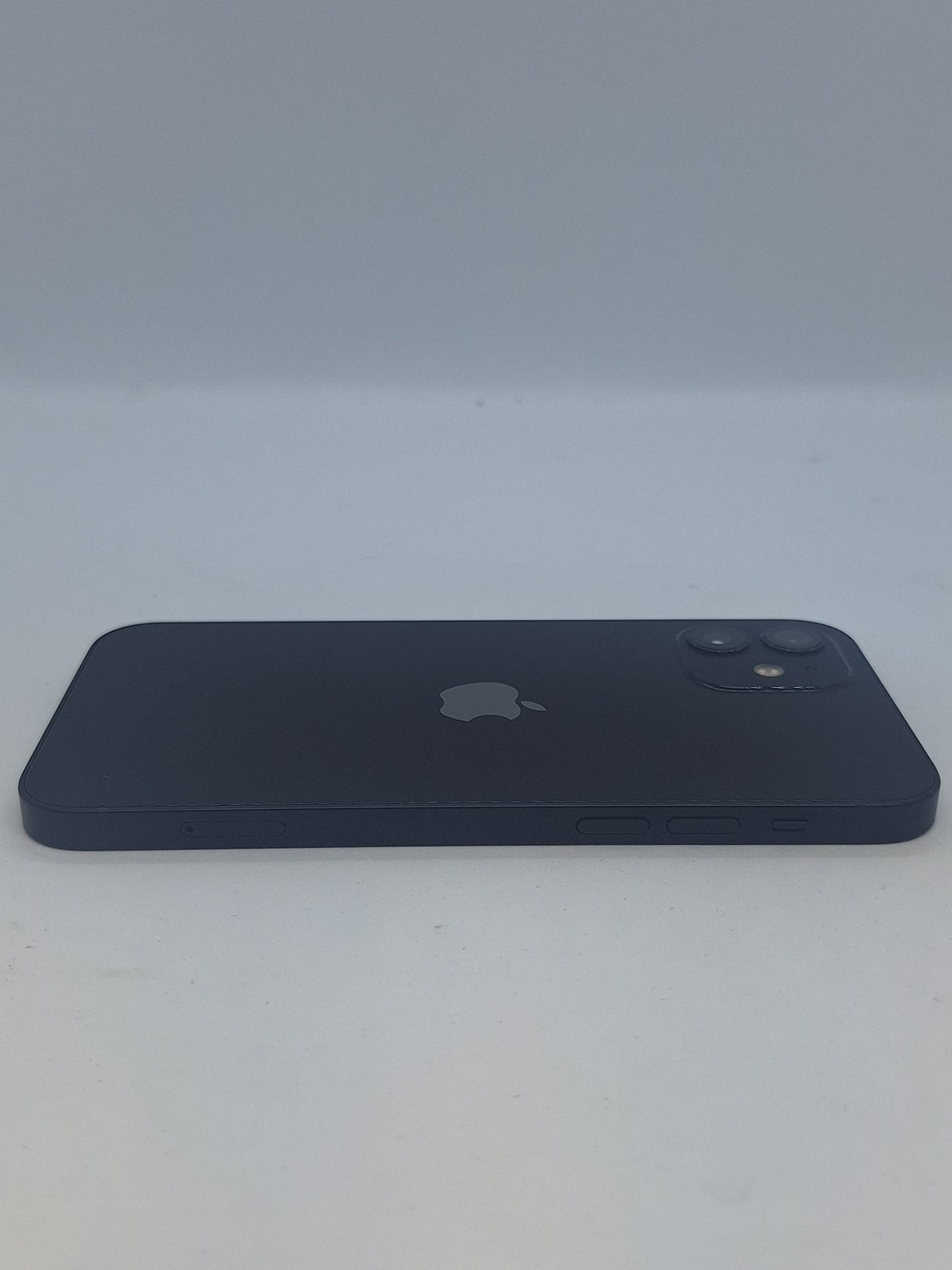 Apple iPhone 12 Black 64GB [Unlocked] (Grade A)