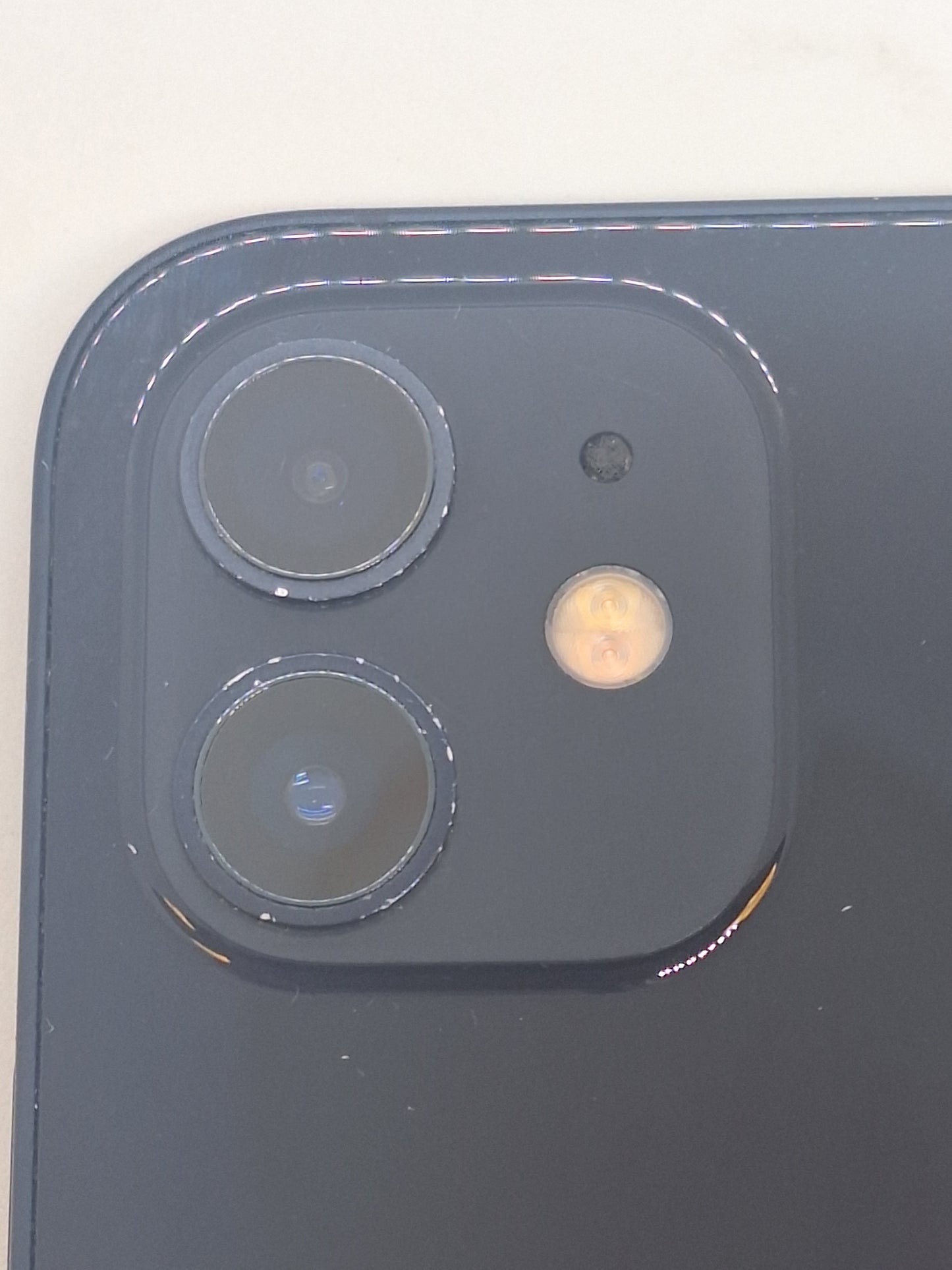Apple iPhone 12 Black 64GB [Unlocked] (Grade A)
