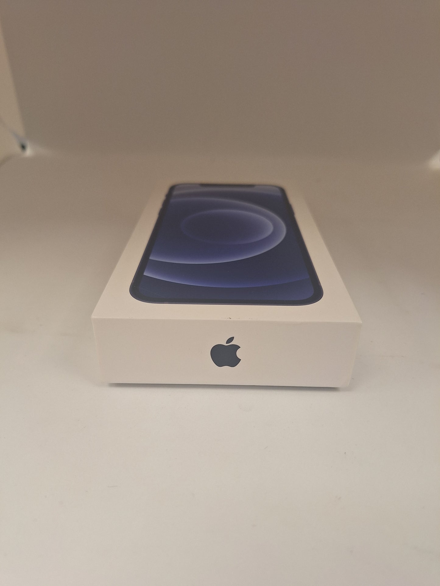 Apple iPhone 12 Black 64GB [Unlocked] (Grade A)