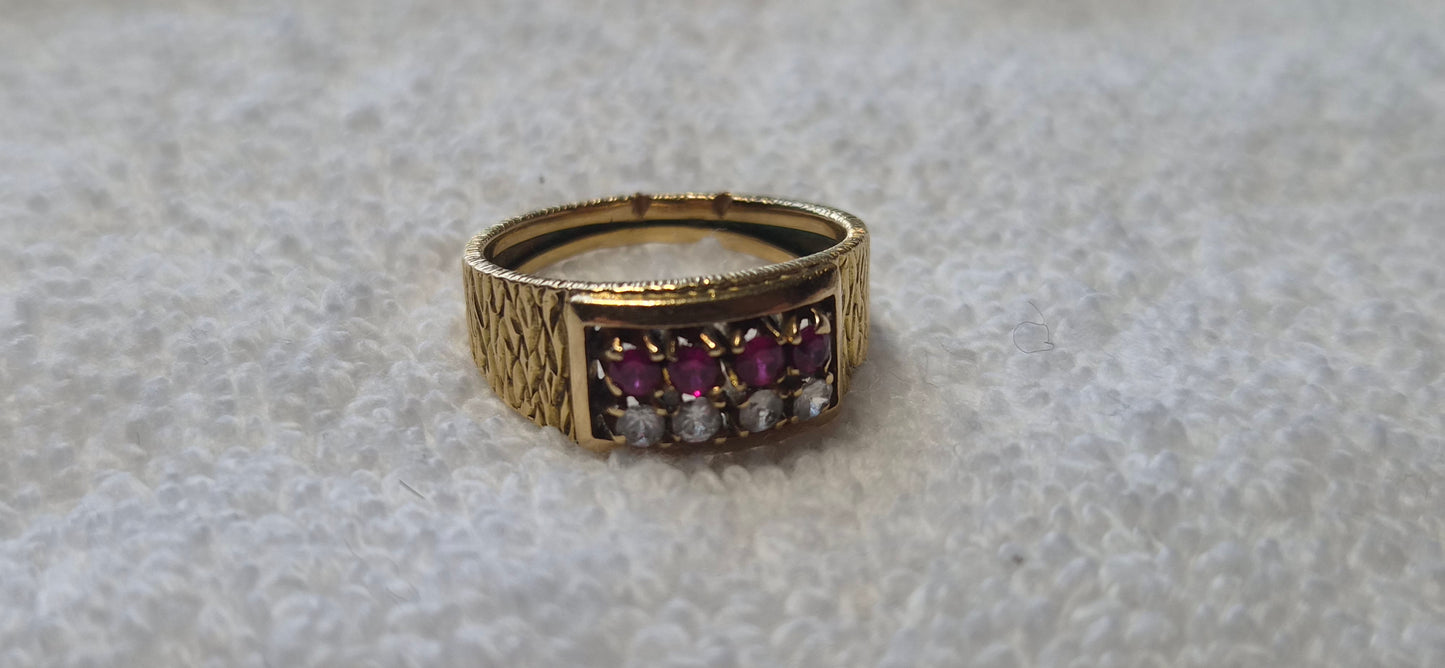 Diamond & Ruby Ring 18kt