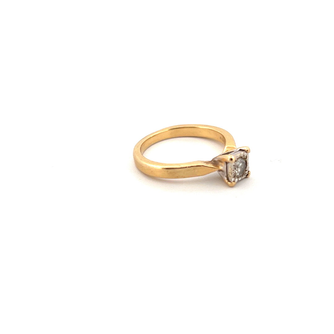 18kt Yellow Gold Solitaire Diamond Ring