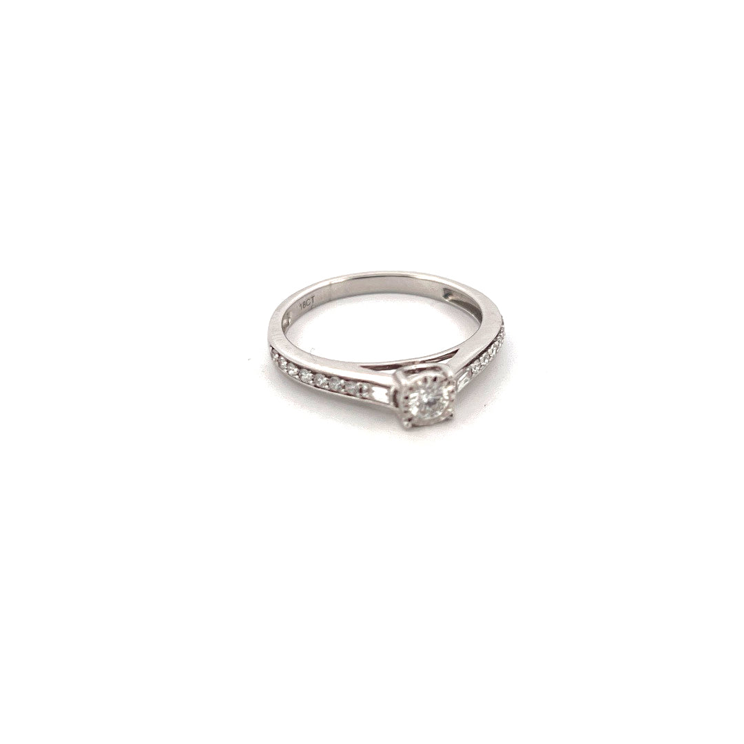 18kt White Gold Solitaire Diamond Ring
