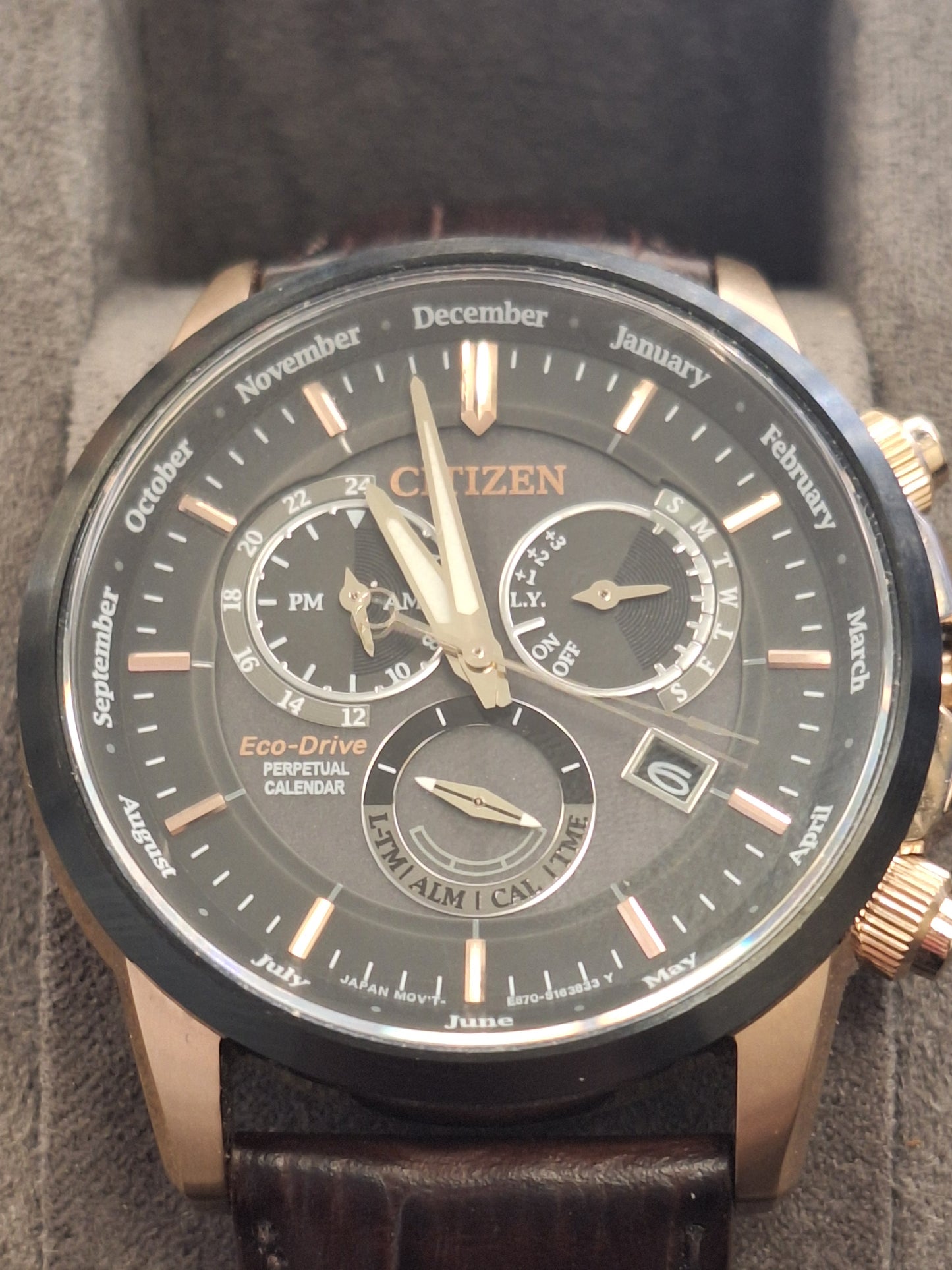Citizen Eco-Drive Calendrier E870-S119553 (Grade B)
