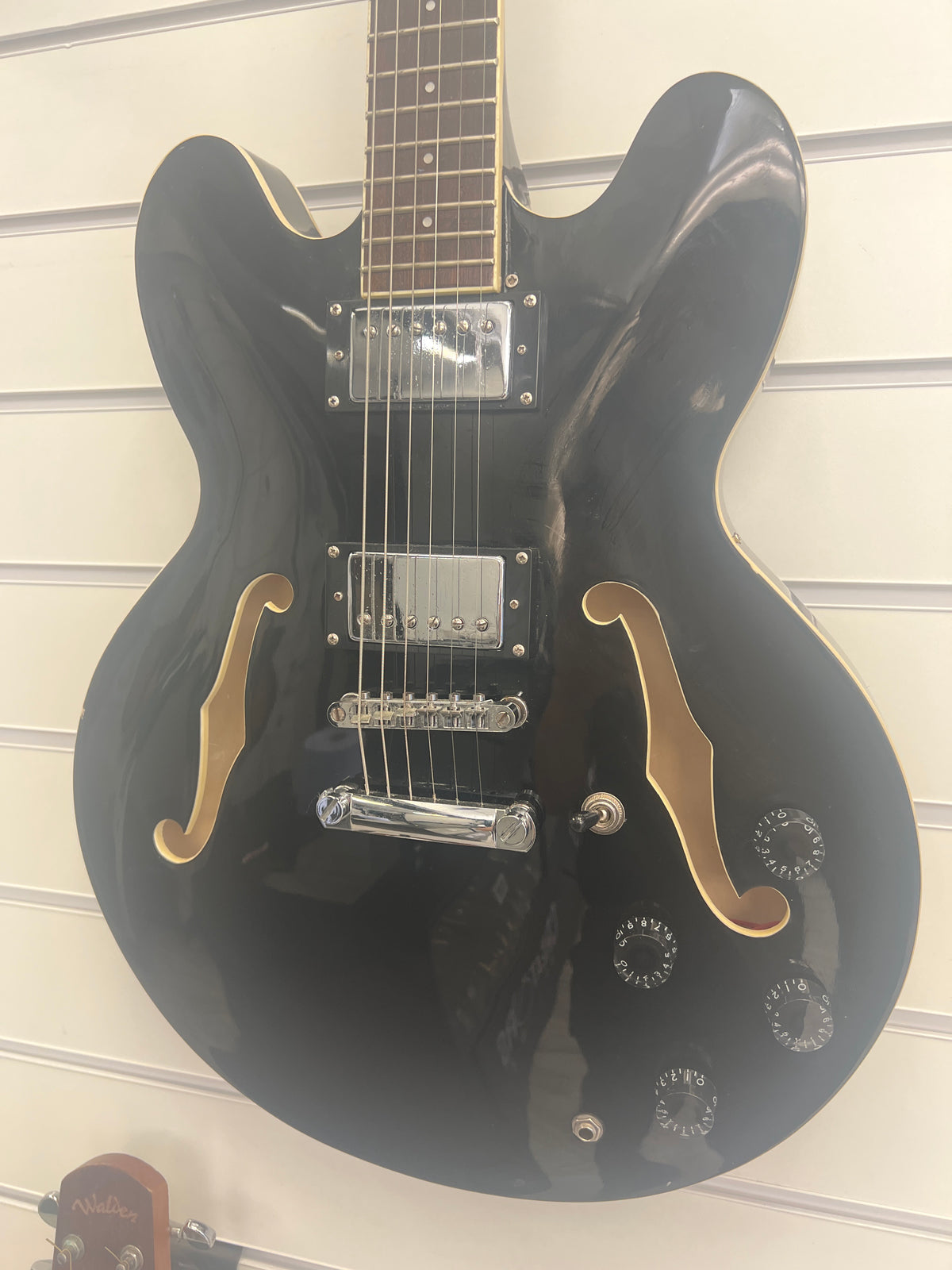 Hartwood Revival Semi Acoustic (Grade B)