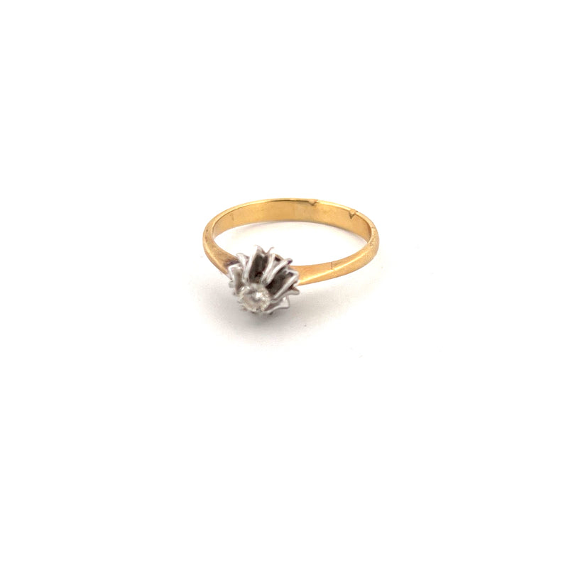 18kt Yellow Gold Solitaire Diamond Ring — frame 1