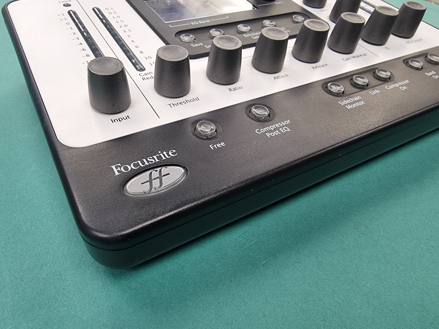 Focusrite Liquid Mix (Grade B)