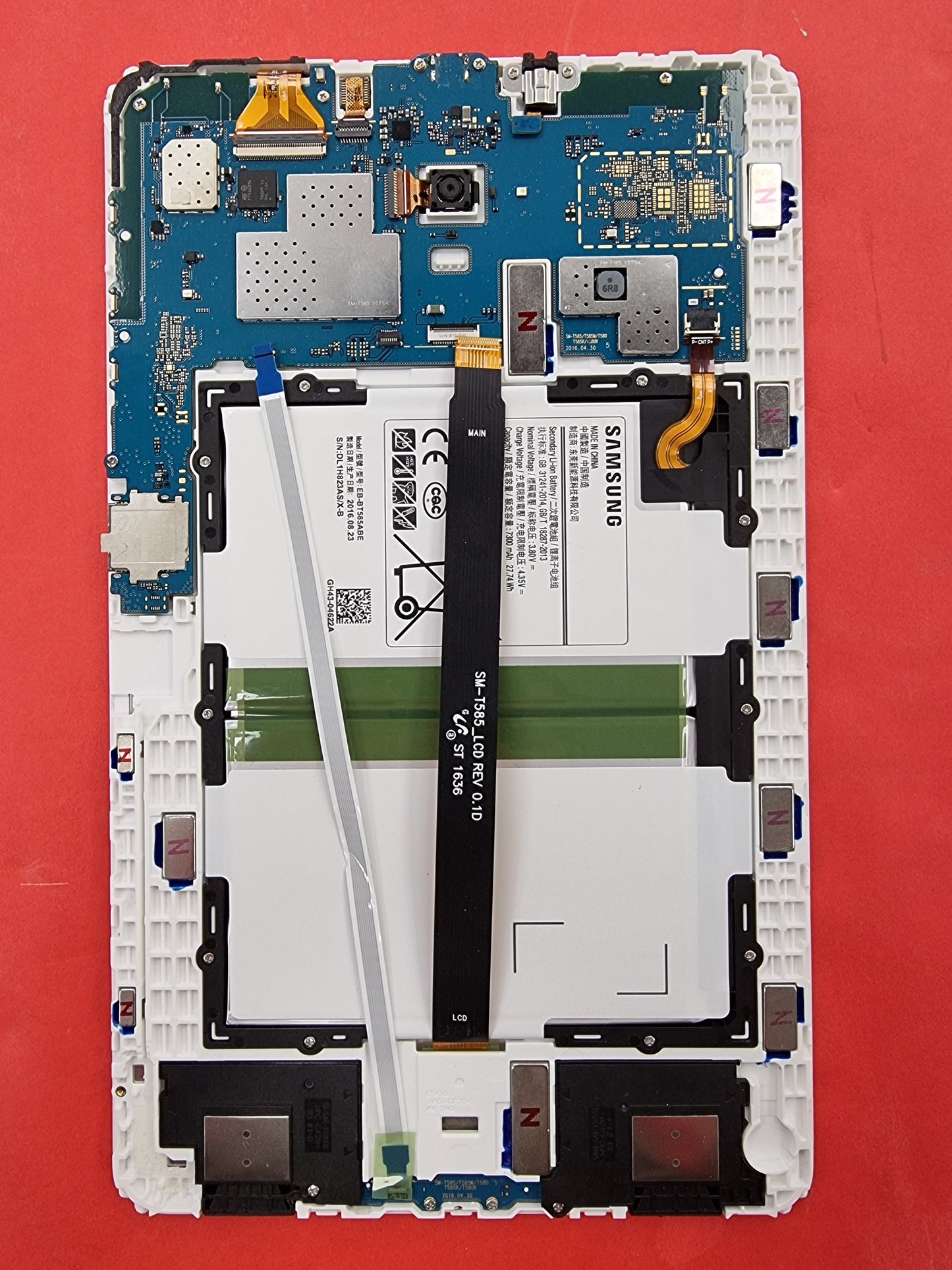 Samsung SM-T585